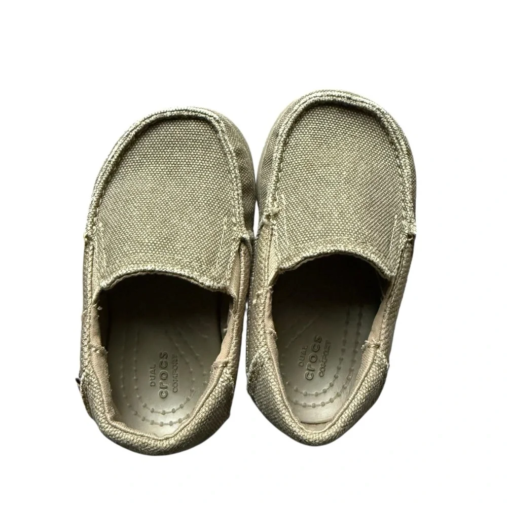 CROCS Kids Santa Cruz II Tan Moccasins